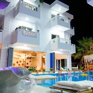 Hotell Relax, Ksamil